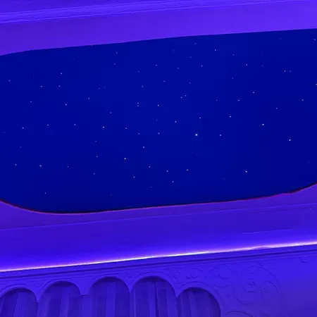 Orientalische Designwohnung Mit Badewanne & Stil